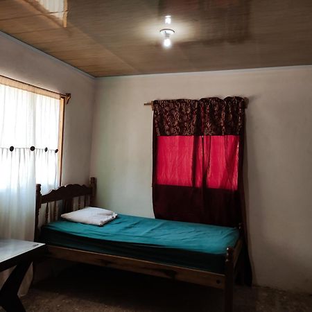 Hostel Los Chocoyos Merida Екстер'єр фото