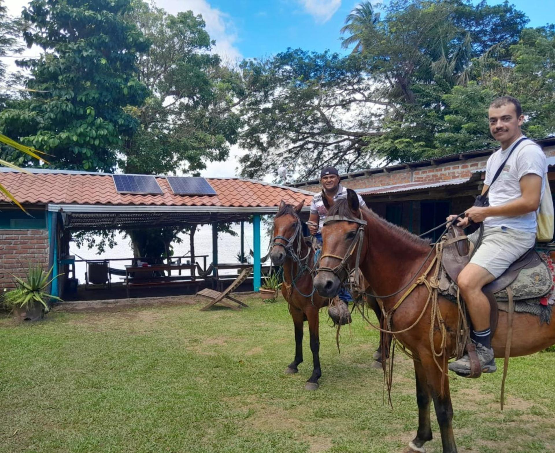 Hostel Los Chocoyos Merida Екстер'єр фото