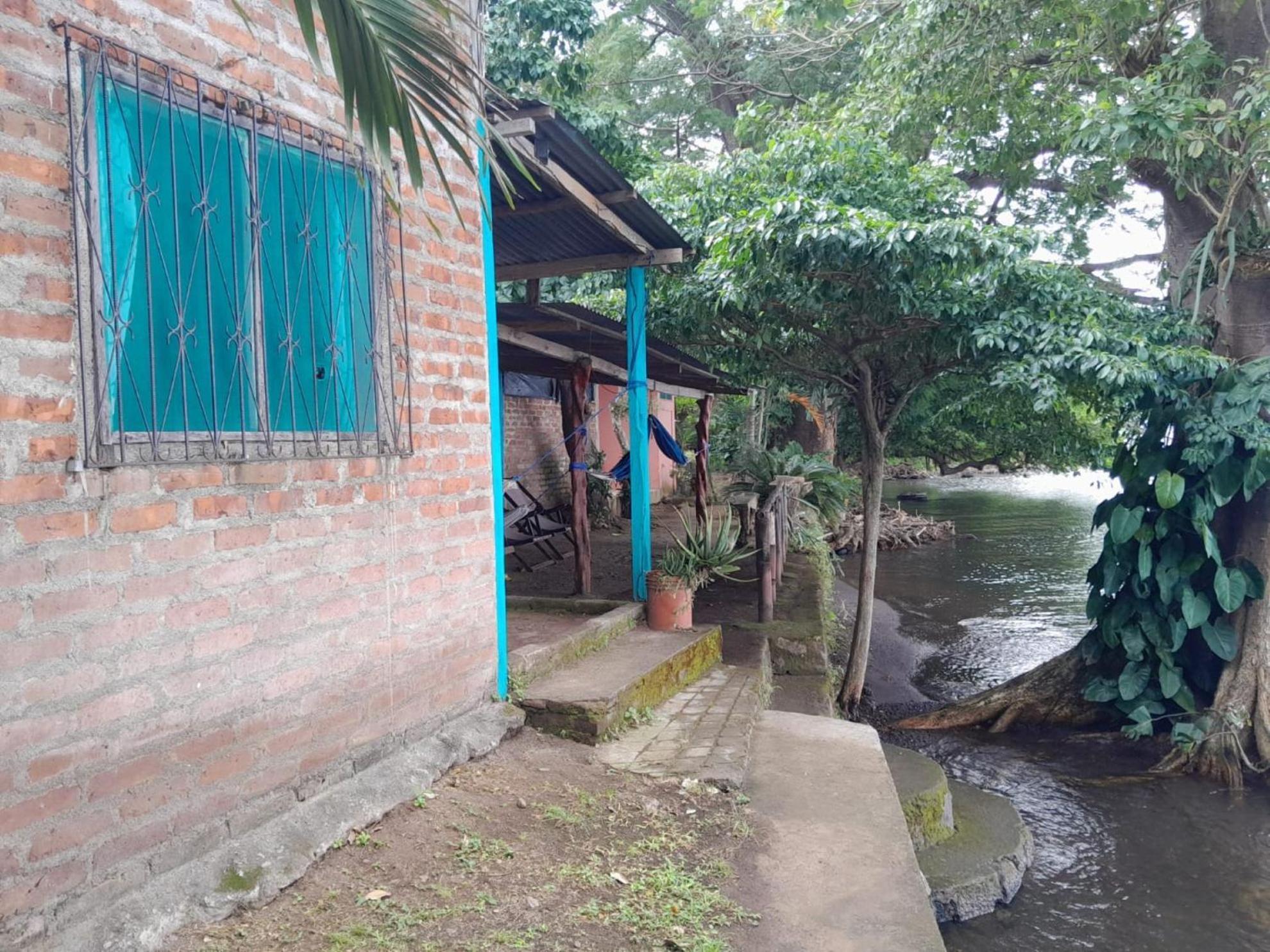 Hostel Los Chocoyos Merida Екстер'єр фото