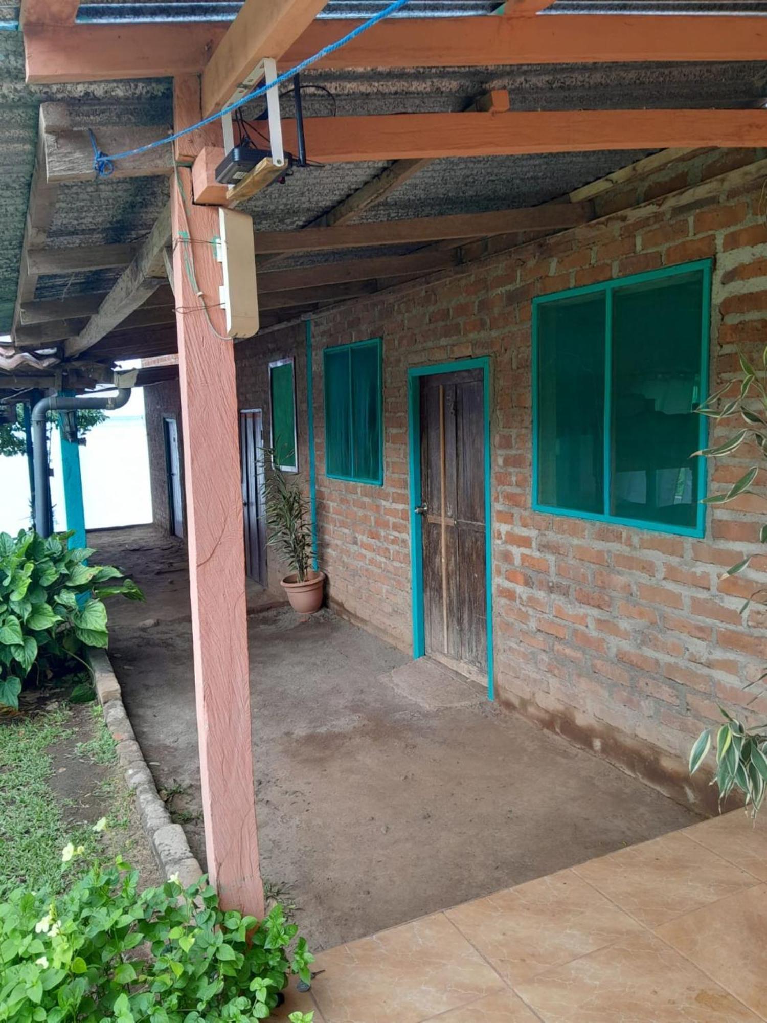 Hostel Los Chocoyos Merida Екстер'єр фото